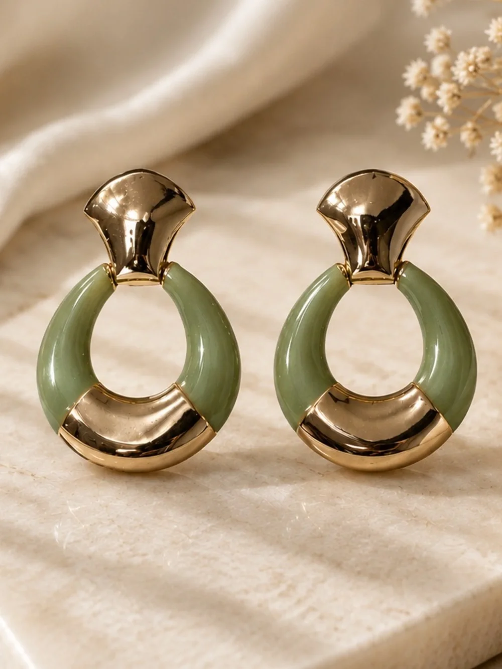 Retro Mint Green Enamel Gold Tone Earrings, 80’s inspired, geometric
